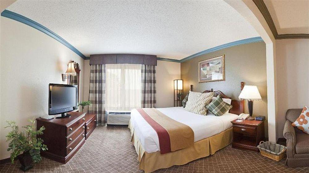 Holiday Inn Express & Suites Austin North Central By Ihg Εξωτερικό φωτογραφία
