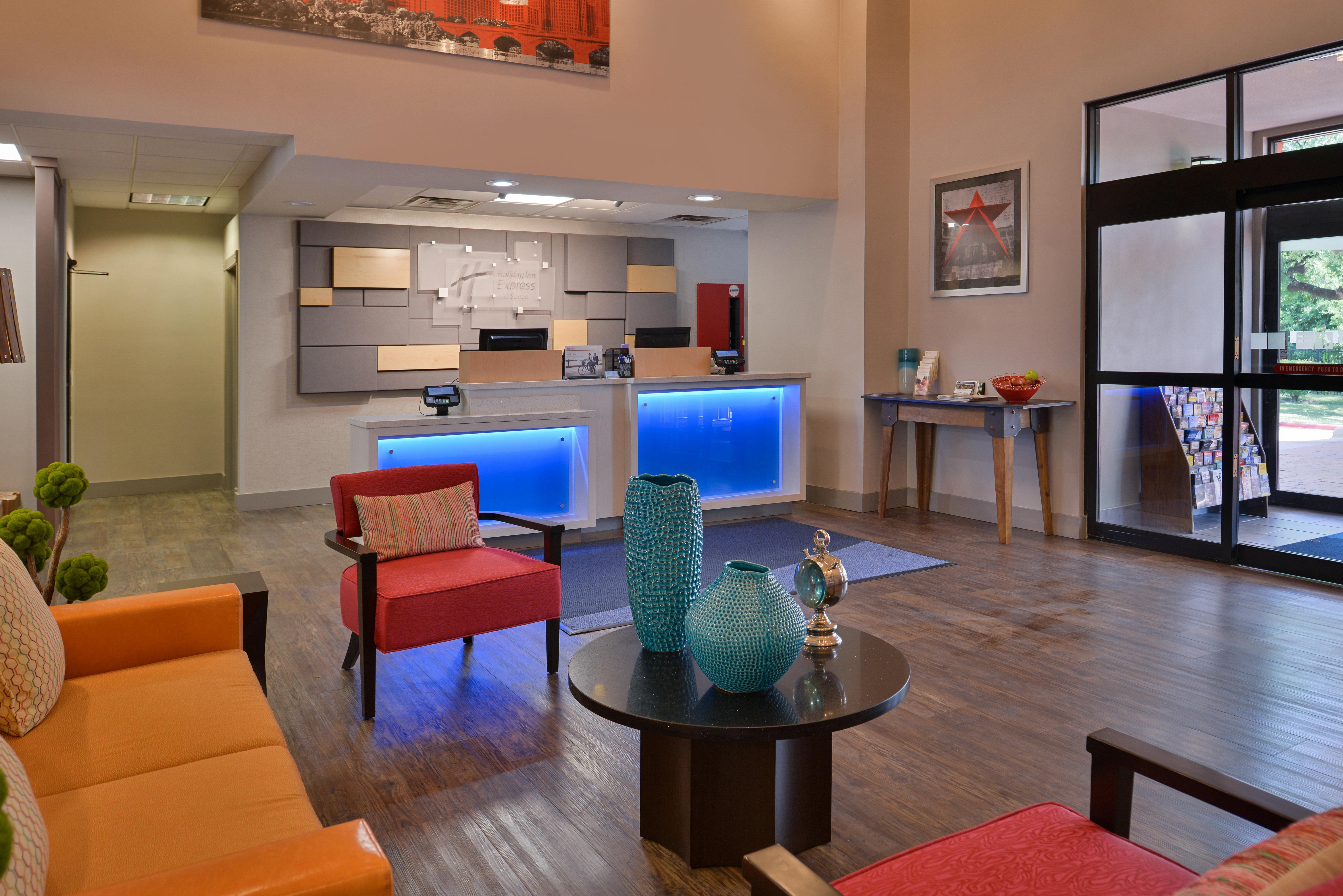 Holiday Inn Express & Suites Austin North Central By Ihg Εξωτερικό φωτογραφία