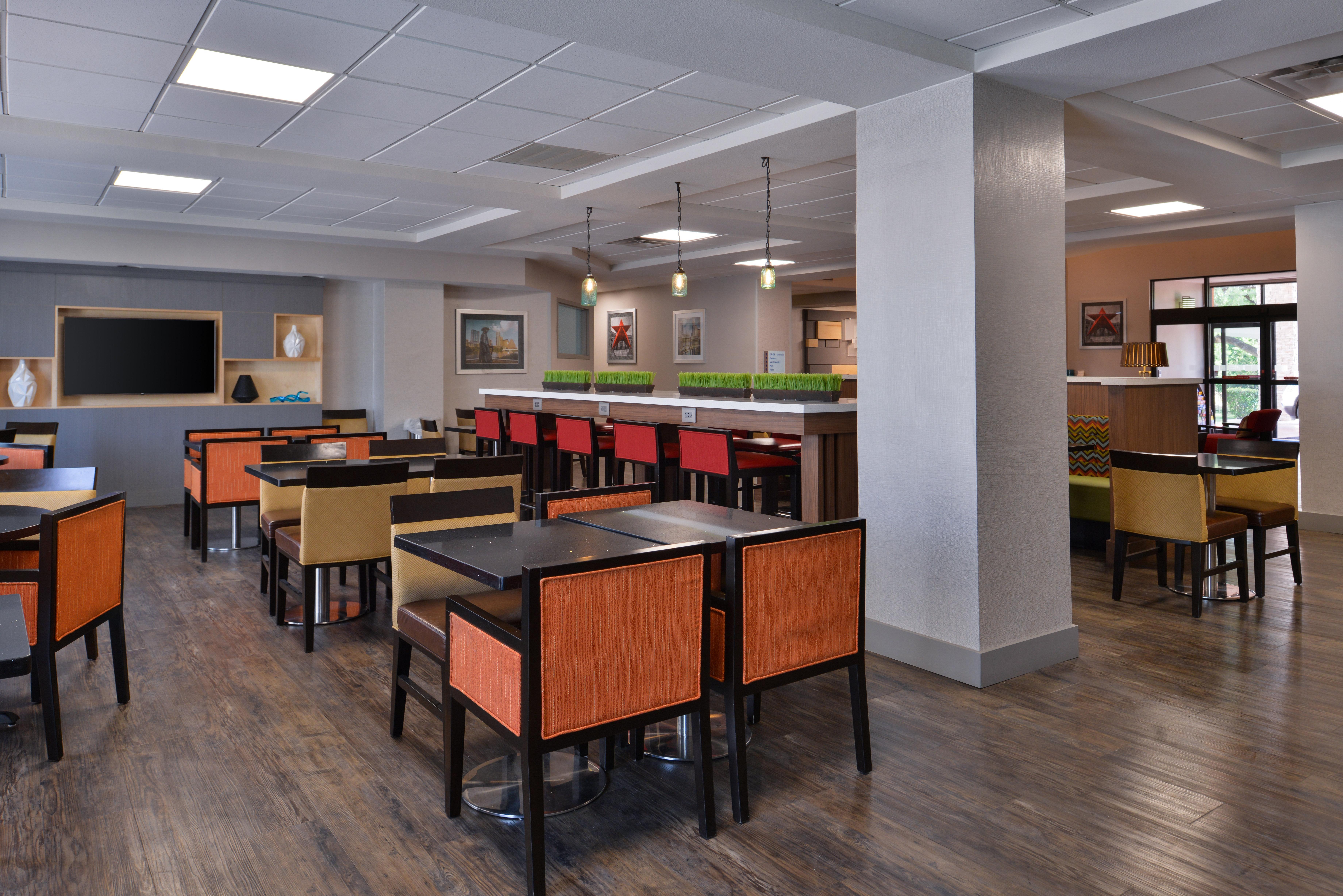 Holiday Inn Express & Suites Austin North Central By Ihg Εξωτερικό φωτογραφία