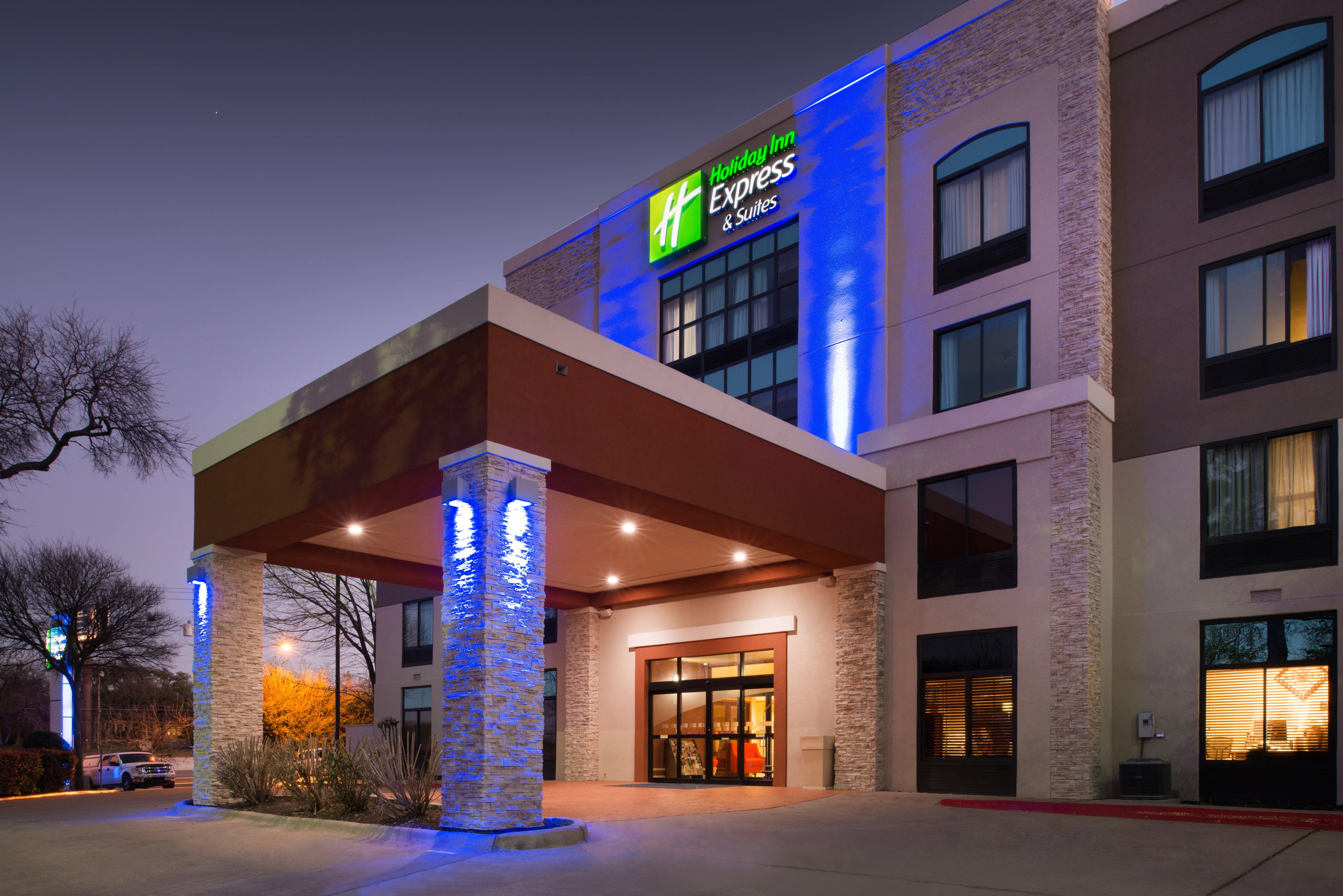 Holiday Inn Express & Suites Austin North Central By Ihg Εξωτερικό φωτογραφία