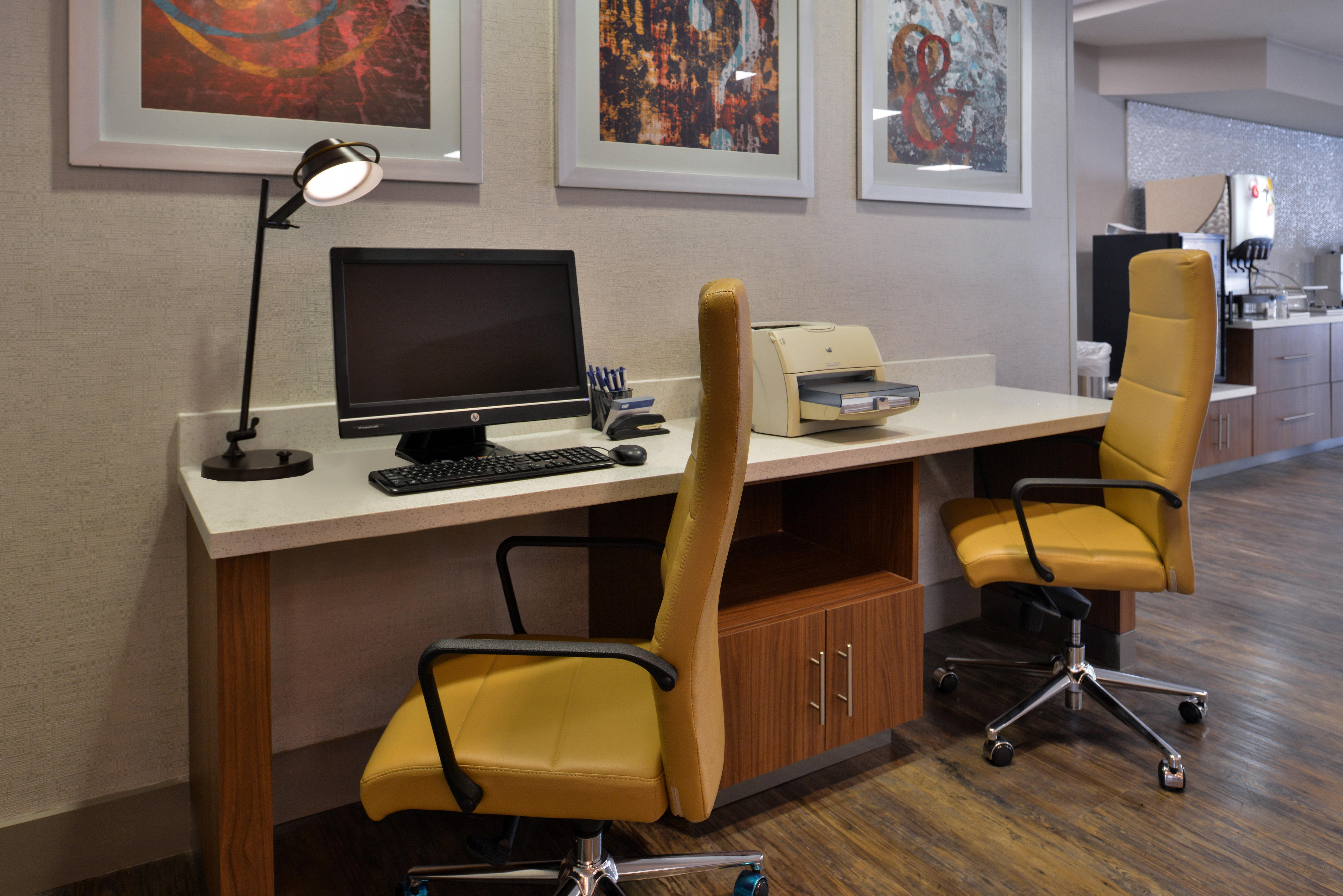 Holiday Inn Express & Suites Austin North Central By Ihg Εξωτερικό φωτογραφία