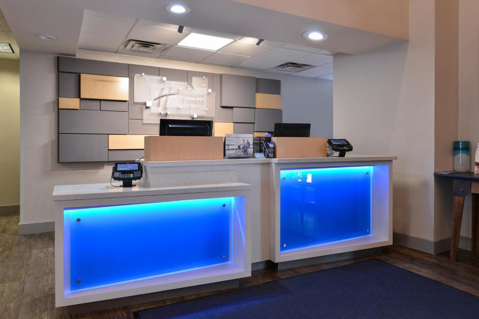 Holiday Inn Express & Suites Austin North Central By Ihg Εξωτερικό φωτογραφία