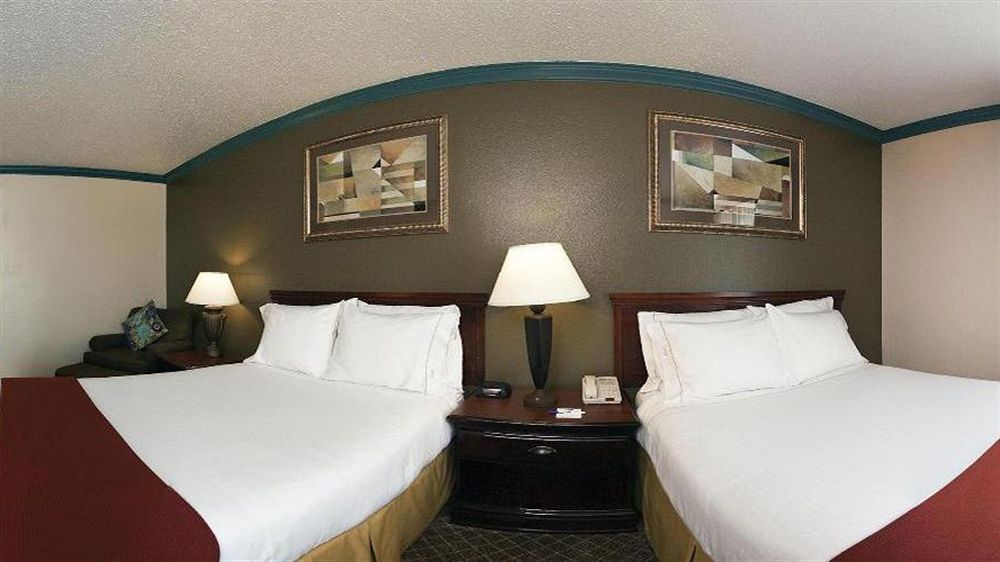 Holiday Inn Express & Suites Austin North Central By Ihg Εξωτερικό φωτογραφία