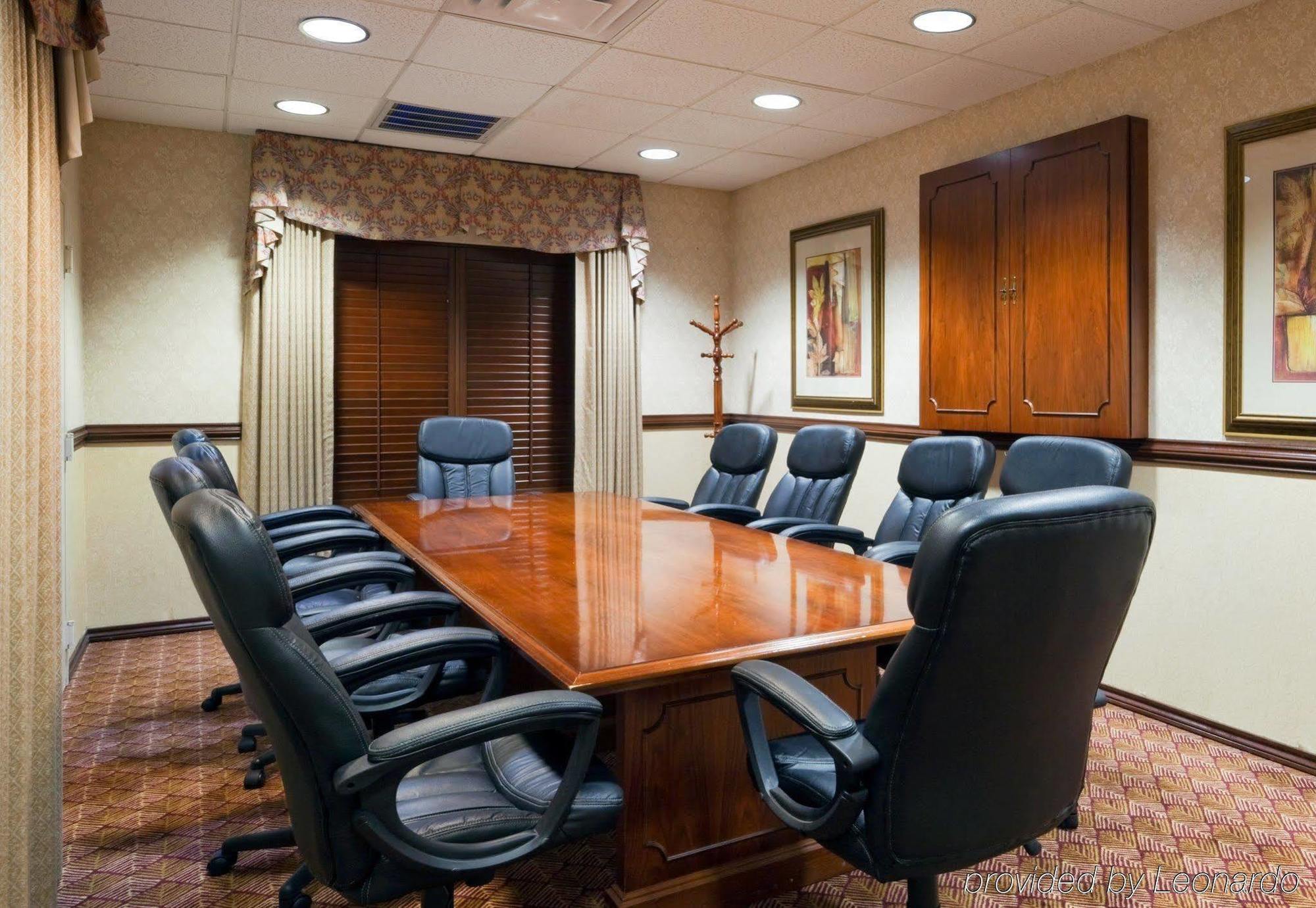 Holiday Inn Express & Suites Austin North Central By Ihg Εξωτερικό φωτογραφία