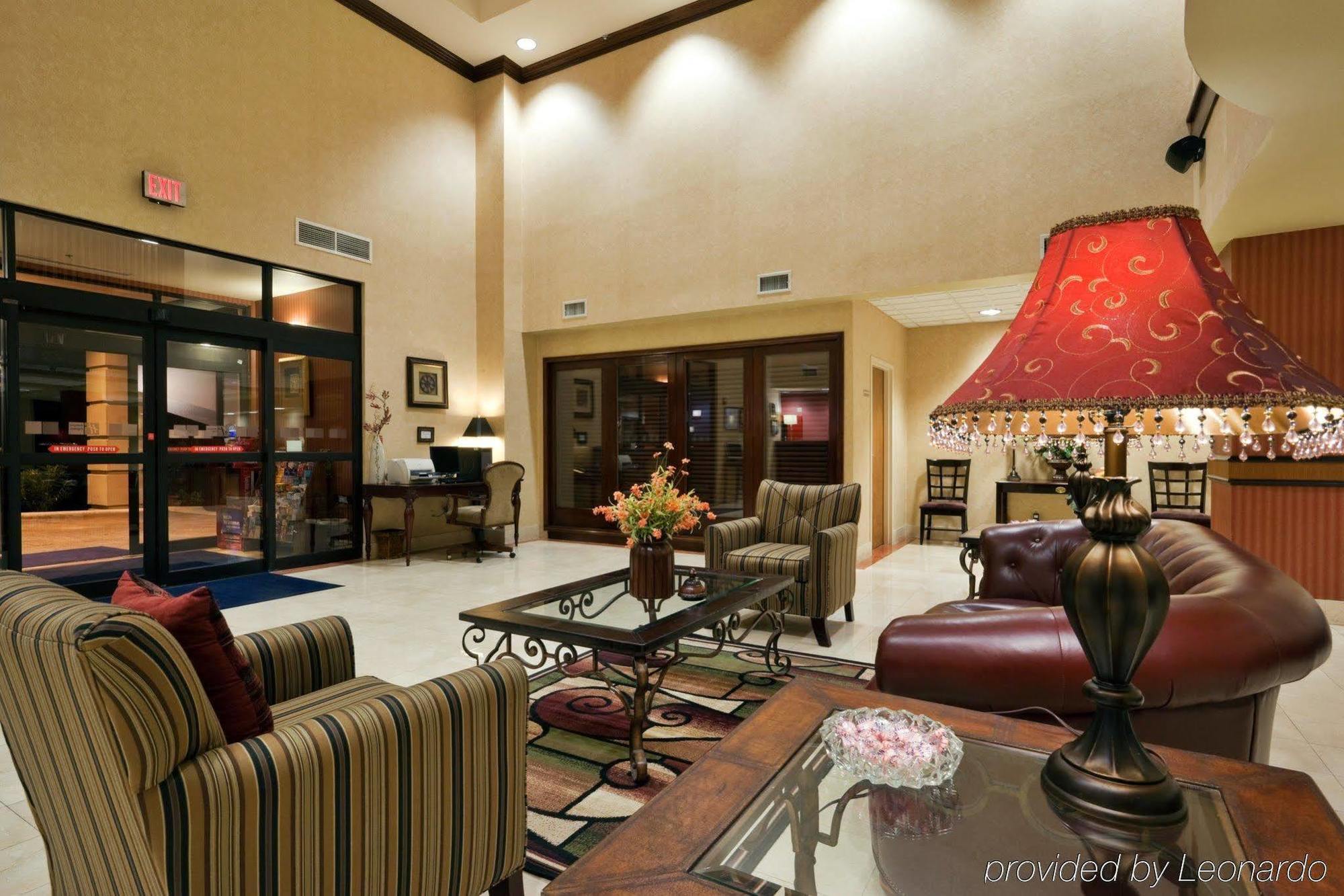 Holiday Inn Express & Suites Austin North Central By Ihg Εξωτερικό φωτογραφία